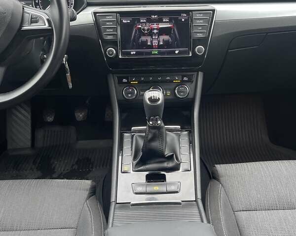 Зелений Шкода Суперб, об'ємом двигуна 1.8 л та пробігом 174 тис. км за 15000 $, фото 70 на Automoto.ua