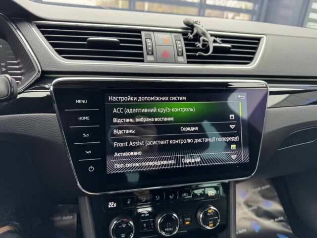 Зелений Шкода Суперб, об'ємом двигуна 2 л та пробігом 232 тис. км за 23900 $, фото 23 на Automoto.ua