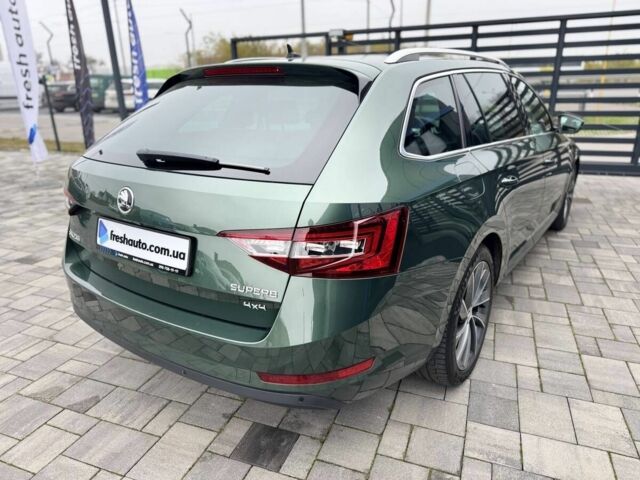 Зелений Шкода Суперб, об'ємом двигуна 2 л та пробігом 232 тис. км за 23900 $, фото 12 на Automoto.ua