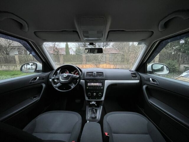 Білий Шкода Єті, об'ємом двигуна 1.2 л та пробігом 225 тис. км за 7300 $, фото 6 на Automoto.ua