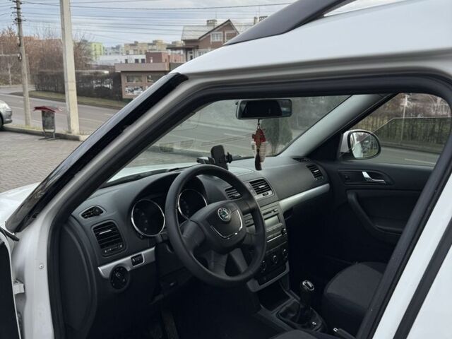 Білий Шкода Єті, об'ємом двигуна 1.4 л та пробігом 145 тис. км за 9000 $, фото 14 на Automoto.ua