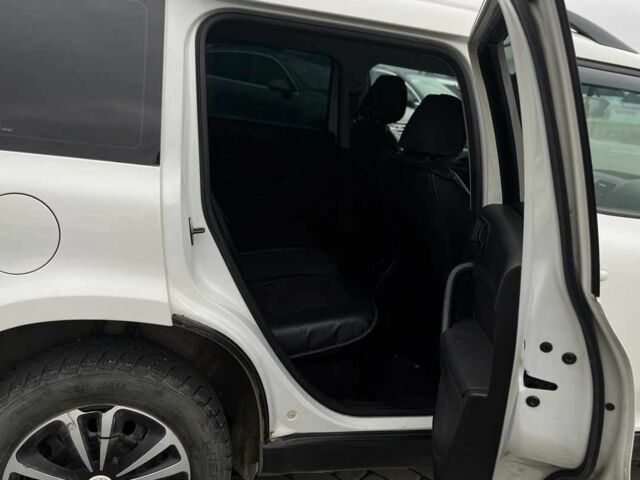 Белый Шкода Ети, объемом двигателя 1.2 л и пробегом 152 тыс. км за 9900 $, фото 17 на Automoto.ua