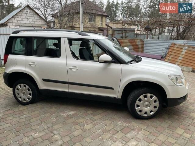 Білий Шкода Єті, об'ємом двигуна 2 л та пробігом 349 тис. км за 7200 $, фото 3 на Automoto.ua