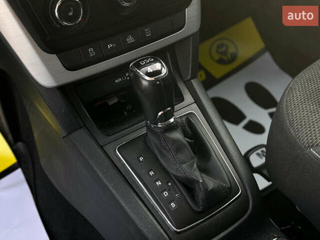 Білий Шкода Єті, об'ємом двигуна 1.2 л та пробігом 152 тис. км за 9900 $, фото 17 на Automoto.ua