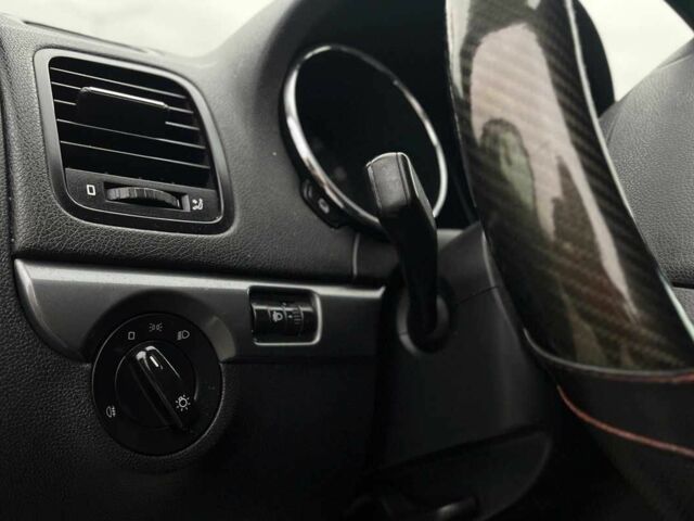 Белый Шкода Ети, объемом двигателя 1.2 л и пробегом 152 тыс. км за 9900 $, фото 11 на Automoto.ua