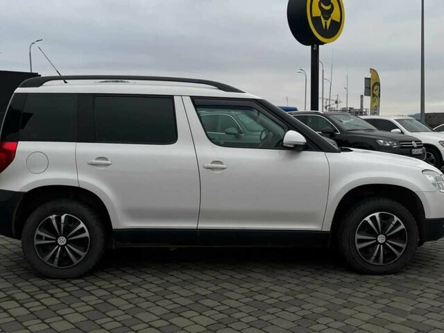 Белый Шкода Ети, объемом двигателя 1.2 л и пробегом 152 тыс. км за 9900 $, фото 7 на Automoto.ua