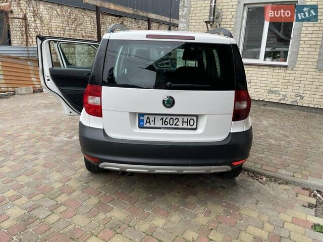 Білий Шкода Єті, об'ємом двигуна 2 л та пробігом 349 тис. км за 7200 $, фото 2 на Automoto.ua