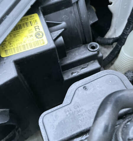 Білий Шкода Єті, об'ємом двигуна 1.2 л та пробігом 221 тис. км за 8200 $, фото 44 на Automoto.ua