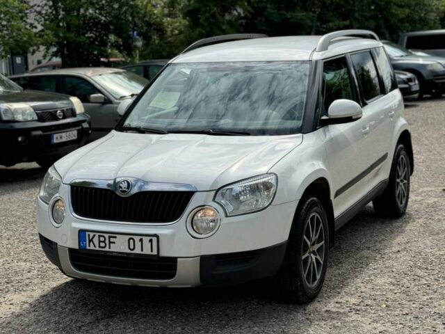 Белый Шкода Ети, объемом двигателя 1.2 л и пробегом 288 тыс. км за 3839 $, фото 2 на Automoto.ua