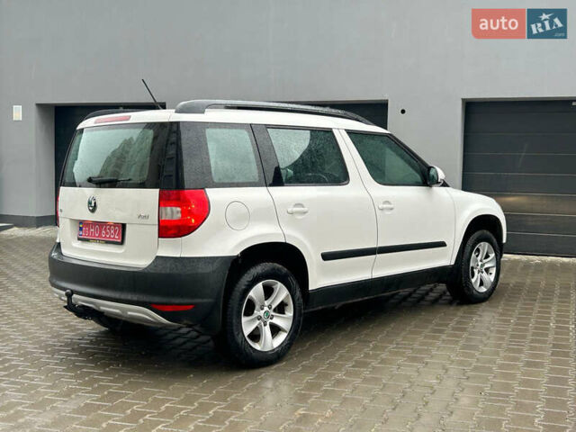 Білий Шкода Єті, об'ємом двигуна 1.4 л та пробігом 200 тис. км за 8999 $, фото 6 на Automoto.ua