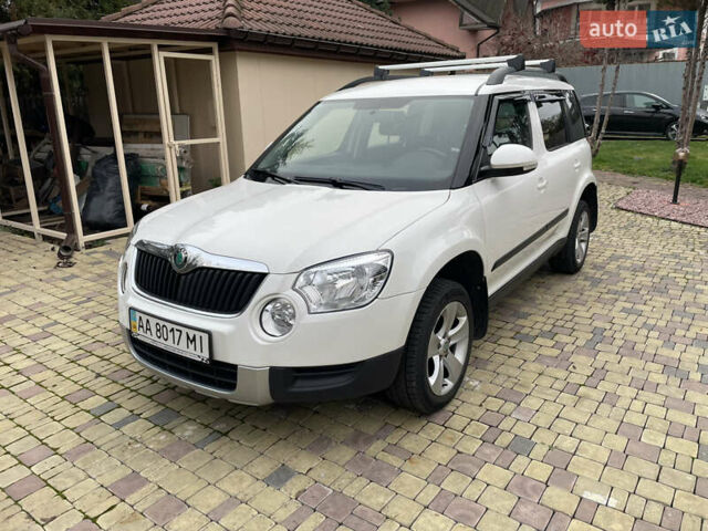 Білий Шкода Єті, об'ємом двигуна 1.2 л та пробігом 225 тис. км за 7300 $, фото 2 на Automoto.ua