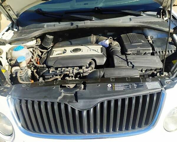 Белый Шкода Ети, объемом двигателя 1.8 л и пробегом 260 тыс. км за 7000 $, фото 1 на Automoto.ua