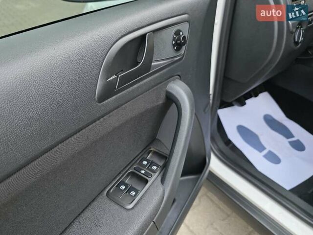 Білий Шкода Єті, об'ємом двигуна 1.2 л та пробігом 220 тис. км за 6999 $, фото 82 на Automoto.ua