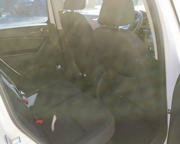 Белый Шкода Ети, объемом двигателя 1.8 л и пробегом 260 тыс. км за 7000 $, фото 14 на Automoto.ua