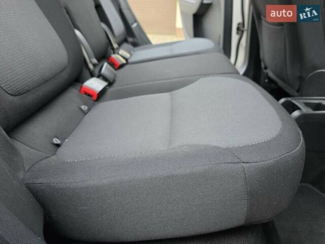 Білий Шкода Єті, об'ємом двигуна 1.2 л та пробігом 220 тис. км за 6999 $, фото 111 на Automoto.ua