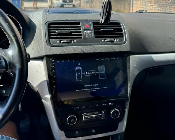 Білий Шкода Єті, об'ємом двигуна 1.97 л та пробігом 342 тис. км за 8500 $, фото 1 на Automoto.ua