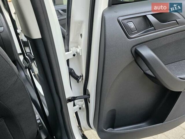 Білий Шкода Єті, об'ємом двигуна 1.2 л та пробігом 220 тис. км за 6999 $, фото 107 на Automoto.ua