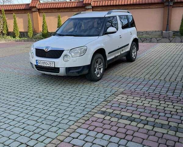 Белый Шкода Ети, объемом двигателя 1.97 л и пробегом 400 тыс. км за 5999 $, фото 4 на Automoto.ua