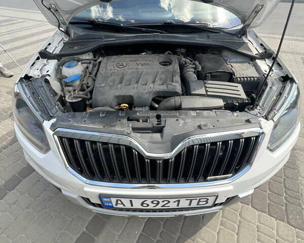 Білий Шкода Єті, об'ємом двигуна 1.97 л та пробігом 250 тис. км за 10500 $, фото 19 на Automoto.ua