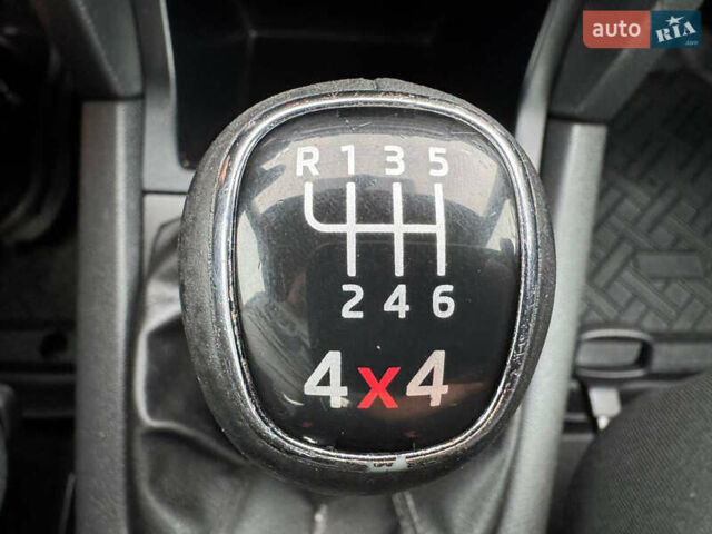 Белый Шкода Ети, объемом двигателя 2 л и пробегом 186 тыс. км за 10900 $, фото 59 на Automoto.ua