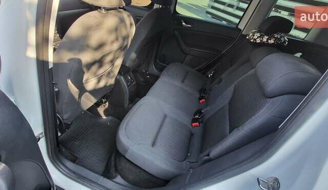 Белый Шкода Ети, объемом двигателя 2 л и пробегом 250 тыс. км за 12000 $, фото 8 на Automoto.ua