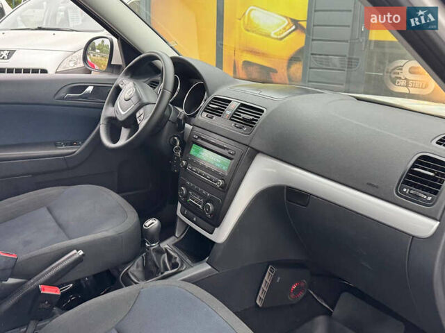 Белый Шкода Ети, объемом двигателя 2 л и пробегом 186 тыс. км за 10900 $, фото 36 на Automoto.ua