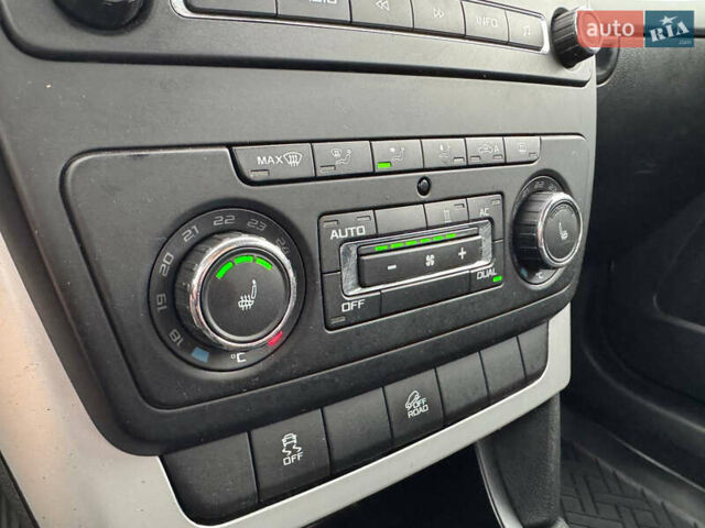 Белый Шкода Ети, объемом двигателя 2 л и пробегом 186 тыс. км за 10900 $, фото 56 на Automoto.ua