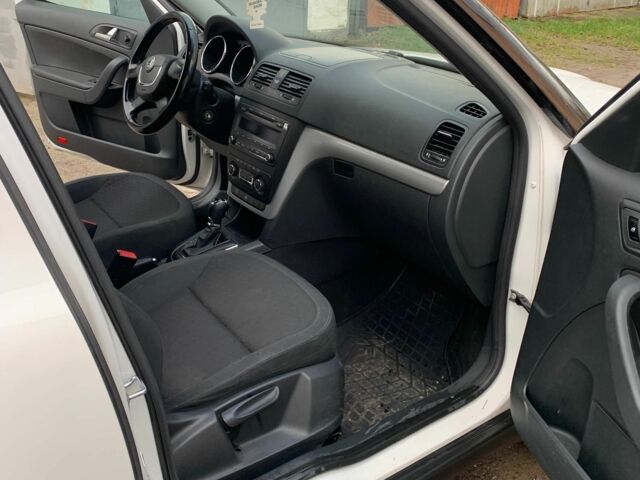 Белый Шкода Ети, объемом двигателя 1.8 л и пробегом 214 тыс. км за 8200 $, фото 5 на Automoto.ua