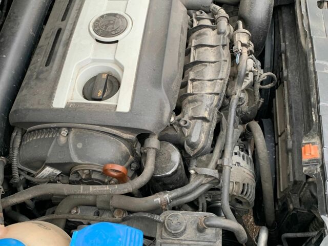 Белый Шкода Ети, объемом двигателя 1.8 л и пробегом 214 тыс. км за 8200 $, фото 9 на Automoto.ua