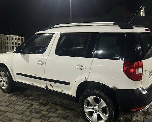 Белый Шкода Ети, объемом двигателя 1.97 л и пробегом 400 тыс. км за 6500 $, фото 2 на Automoto.ua