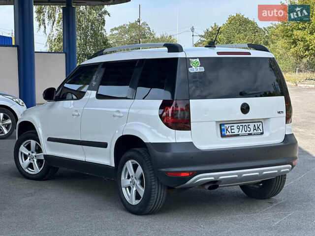 Білий Шкода Єті, об'ємом двигуна 1.2 л та пробігом 202 тис. км за 7500 $, фото 8 на Automoto.ua