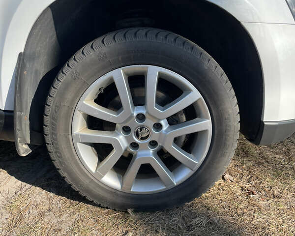 Белый Шкода Ети, объемом двигателя 2 л и пробегом 277 тыс. км за 13700 $, фото 22 на Automoto.ua