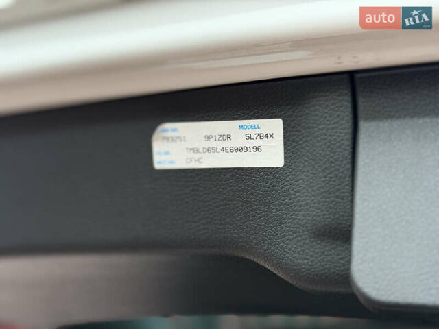 Білий Шкода Єті, об'ємом двигуна 2 л та пробігом 211 тис. км за 14800 $, фото 44 на Automoto.ua