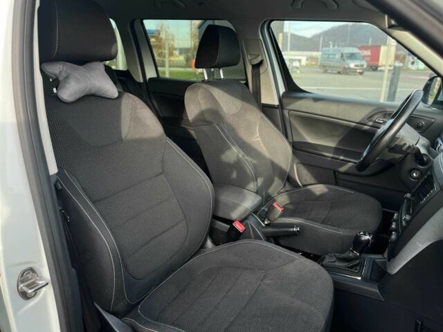 Белый Шкода Ети, объемом двигателя 2 л и пробегом 242 тыс. км за 12900 $, фото 8 на Automoto.ua