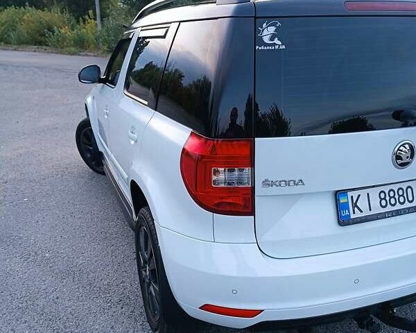 Білий Шкода Єті, об'ємом двигуна 2 л та пробігом 269 тис. км за 14400 $, фото 22 на Automoto.ua