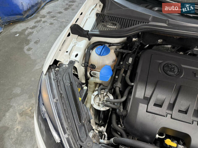 Белый Шкода Ети, объемом двигателя 2 л и пробегом 211 тыс. км за 14800 $, фото 34 на Automoto.ua