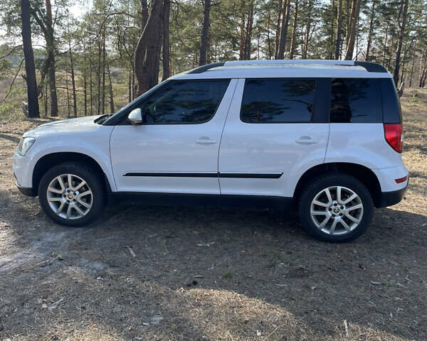 Белый Шкода Ети, объемом двигателя 2 л и пробегом 277 тыс. км за 13700 $, фото 5 на Automoto.ua