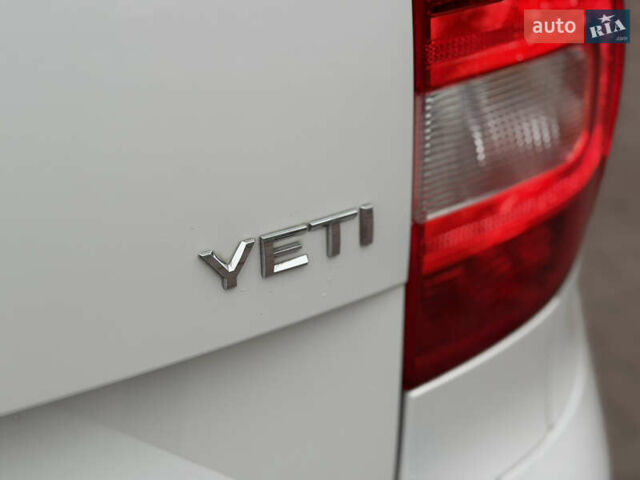 Білий Шкода Єті, об'ємом двигуна 2 л та пробігом 211 тис. км за 14800 $, фото 11 на Automoto.ua