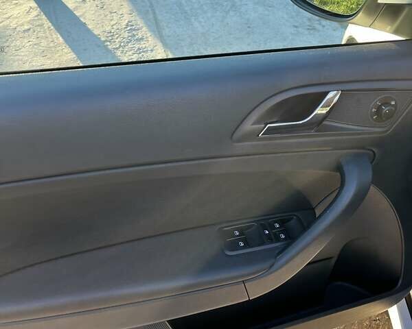 Білий Шкода Єті, об'ємом двигуна 2.01 л та пробігом 252 тис. км за 11500 $, фото 24 на Automoto.ua