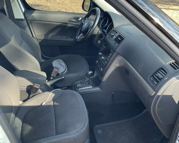 Белый Шкода Ети, объемом двигателя 2 л и пробегом 277 тыс. км за 13700 $, фото 20 на Automoto.ua