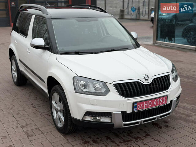 Білий Шкода Єті, об'ємом двигуна 2 л та пробігом 211 тис. км за 14800 $, фото 7 на Automoto.ua