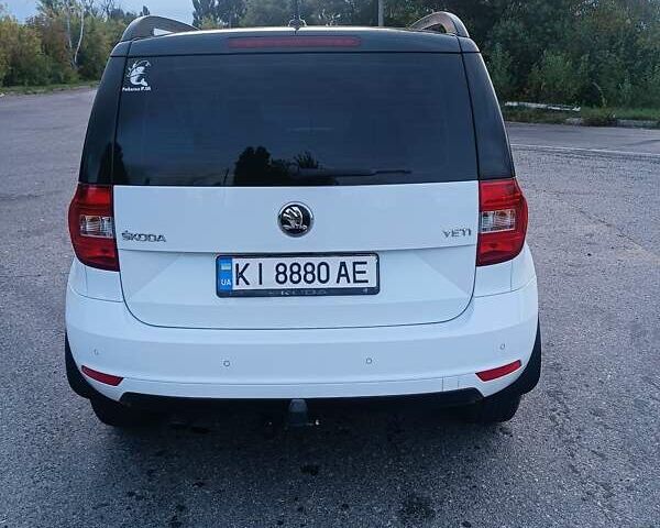 Білий Шкода Єті, об'ємом двигуна 2 л та пробігом 269 тис. км за 14400 $, фото 24 на Automoto.ua