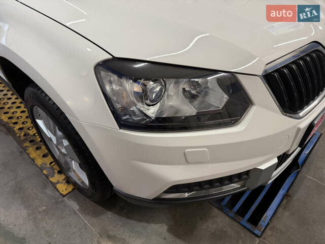 Белый Шкода Ети, объемом двигателя 2 л и пробегом 211 тыс. км за 14800 $, фото 12 на Automoto.ua