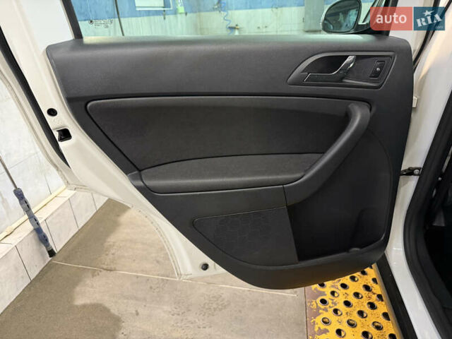 Белый Шкода Ети, объемом двигателя 2 л и пробегом 211 тыс. км за 14800 $, фото 23 на Automoto.ua