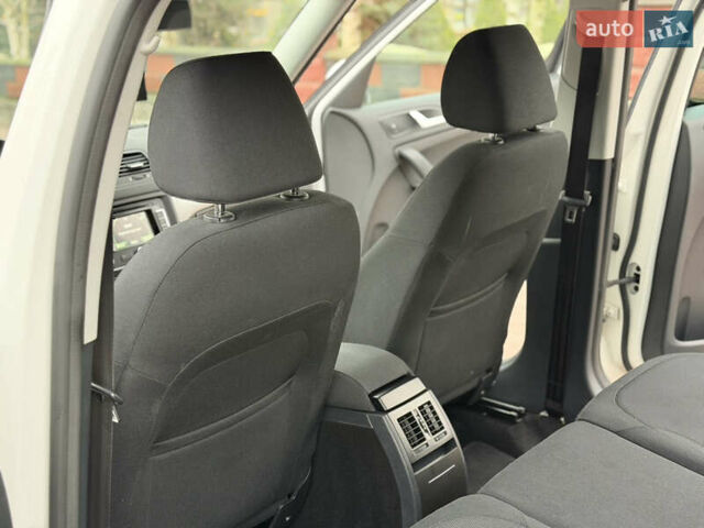 Білий Шкода Єті, об'ємом двигуна 2 л та пробігом 211 тис. км за 14800 $, фото 38 на Automoto.ua