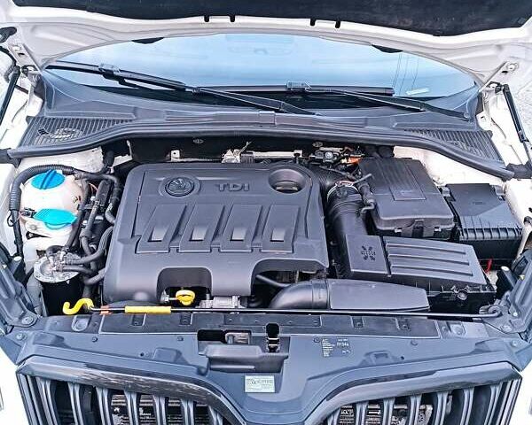 Білий Шкода Єті, об'ємом двигуна 2 л та пробігом 269 тис. км за 14400 $, фото 6 на Automoto.ua