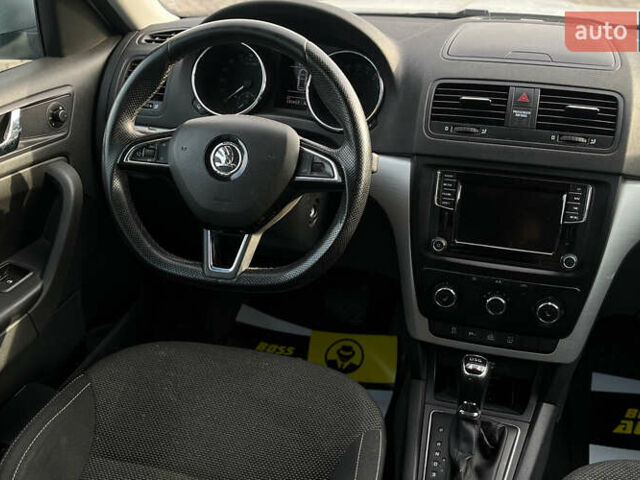 Белый Шкода Ети, объемом двигателя 1.97 л и пробегом 242 тыс. км за 12900 $, фото 9 на Automoto.ua