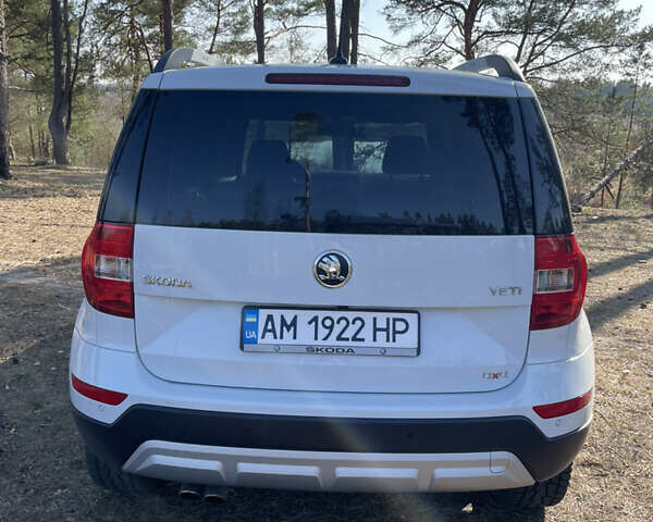 Белый Шкода Ети, объемом двигателя 2 л и пробегом 277 тыс. км за 13700 $, фото 3 на Automoto.ua