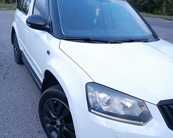 Білий Шкода Єті, об'ємом двигуна 2 л та пробігом 269 тис. км за 14400 $, фото 2 на Automoto.ua