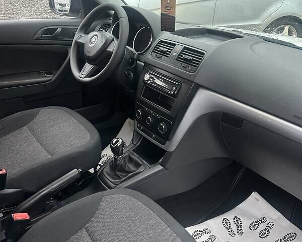 Белый Шкода Ети, объемом двигателя 2 л и пробегом 333 тыс. км за 11700 $, фото 6 на Automoto.ua